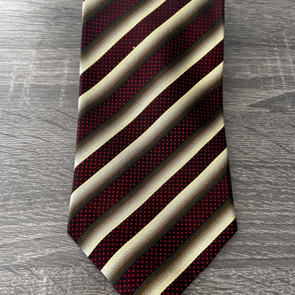 Pavone Mens Tie Made in Italy  100% Silk Men’s 58 X 4 Maroon  Gold Striped